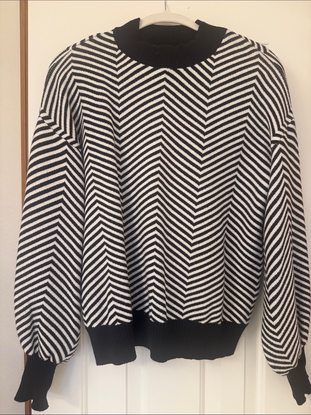 Black & White Chevron Crewneck Sweater - Women's Stylish Pullover